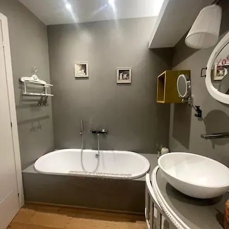Residenza Borgo 18 * Bologna